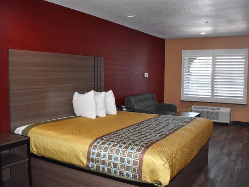 Baymont By Wyndham Manteca Hotel Exterior foto